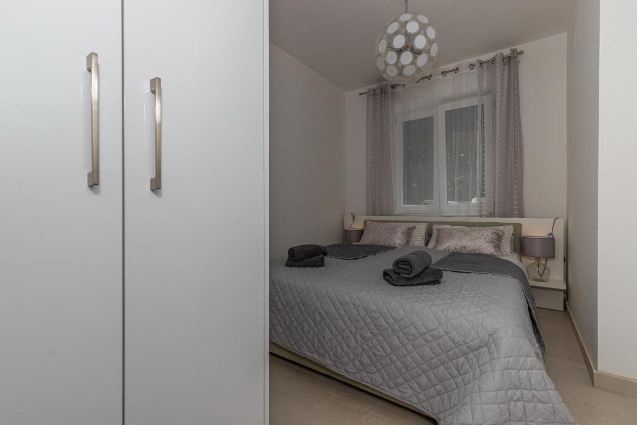 Apartment Kecman *