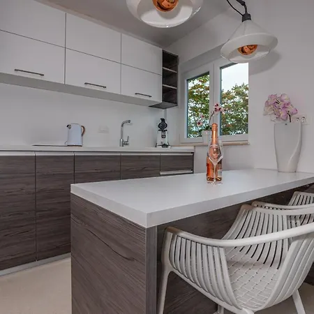 Apartmani Kecman Crikvenica Exterior photo