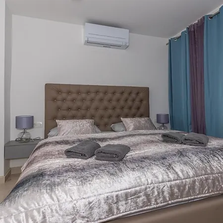 Apartmani Kecman Crikvenica Exterior photo