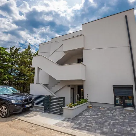 Apartmani Kecman Crikvenica Exterior photo